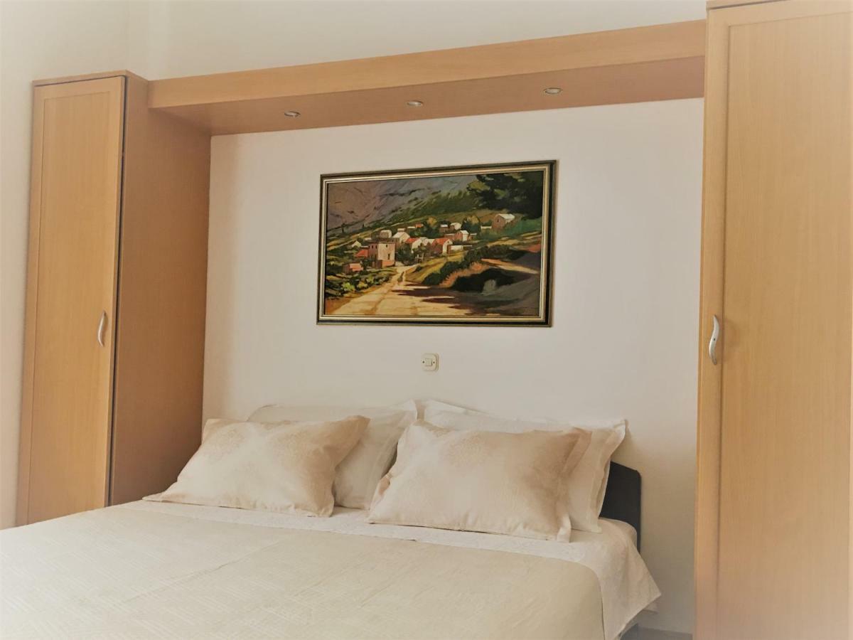 Villa Nora Tučepi Buitenkant foto